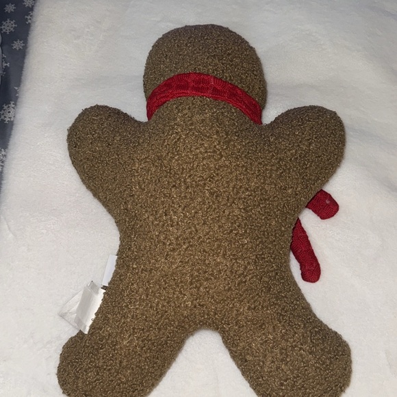 CUPCAKES & CASHMERE
26x19 Oversized Gingerbread Man Pillow - Picture 11 of 12